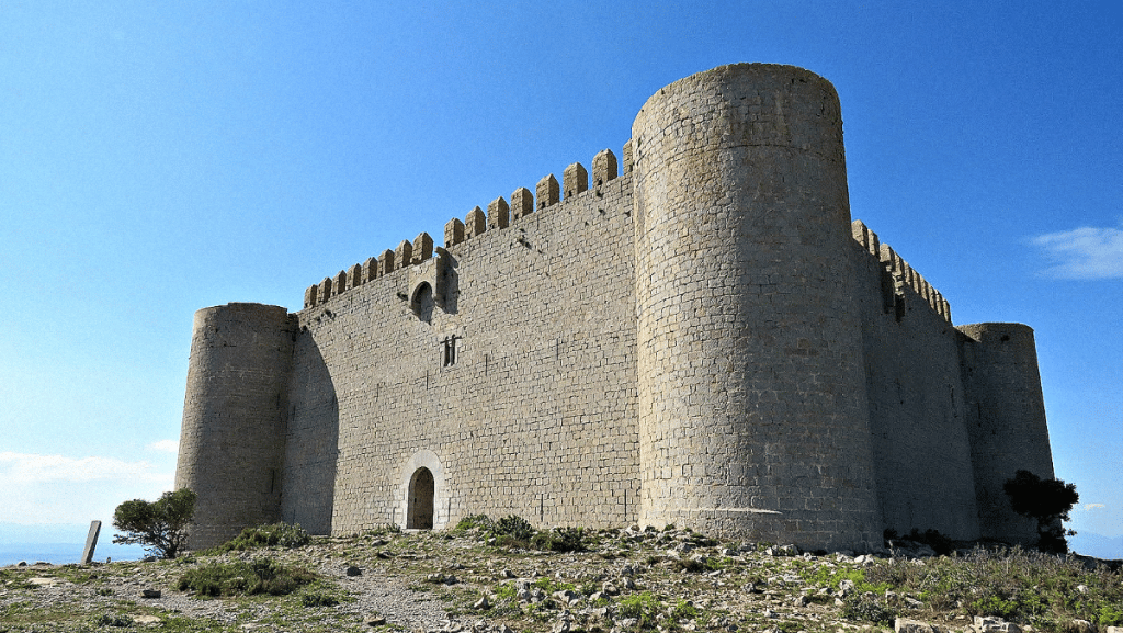 la-forteresse-castell-del-montgri