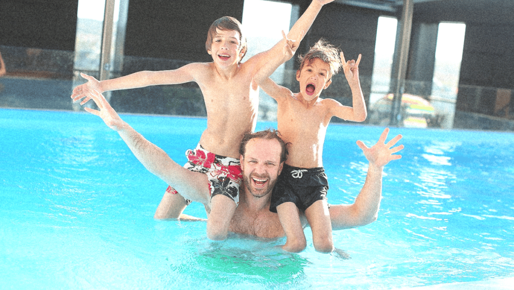 Séjournez dans un hôtel avec un club pour les enfants pour plus de plaisir !